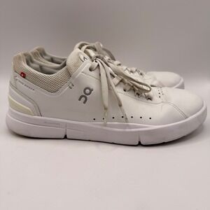 On Cloud The Roger Tennis Shoes White Leather Sneakers Women's W9 EUR 40.5